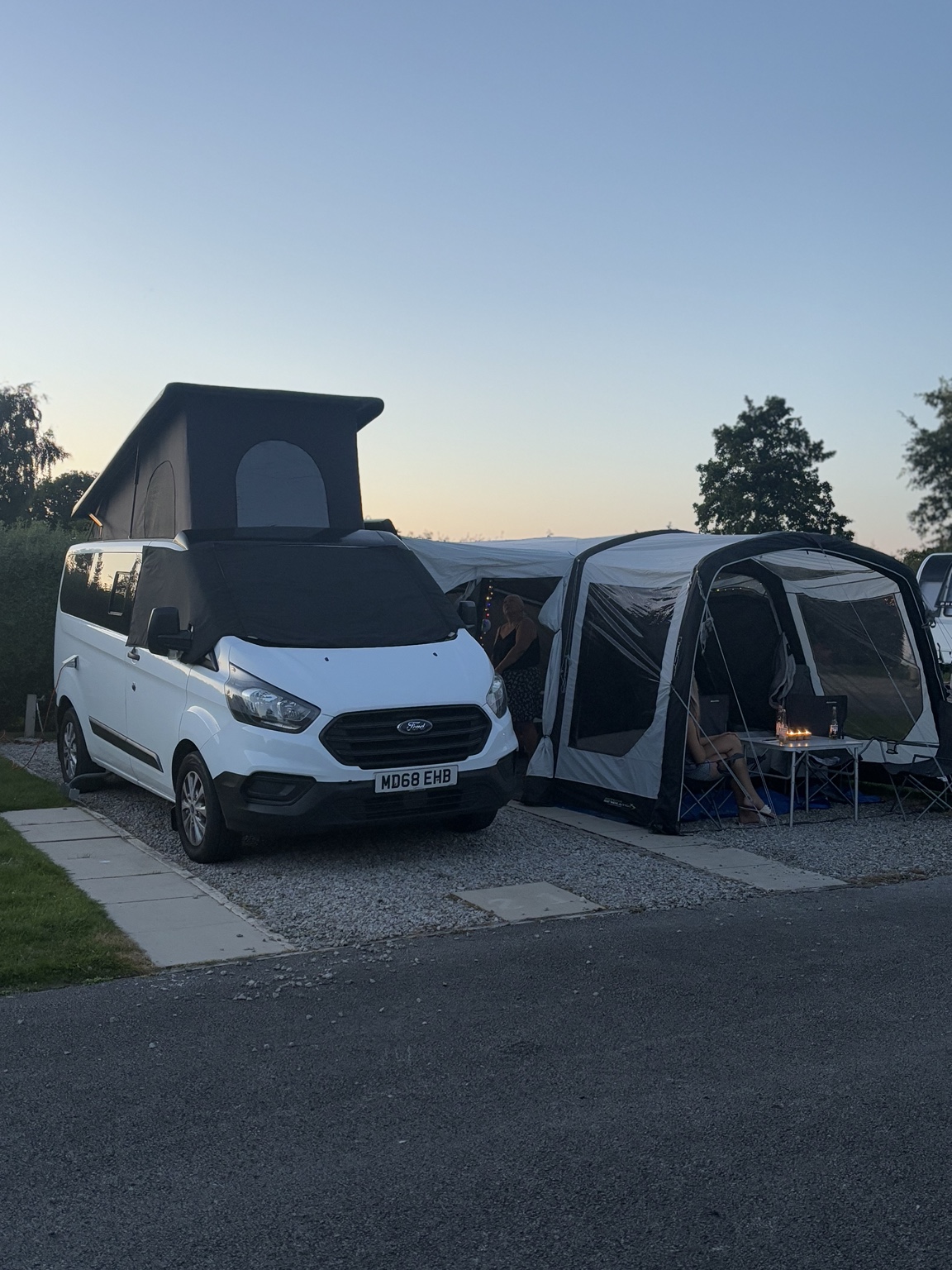Bazz Van Dan Vauxhall Vivaro campervan